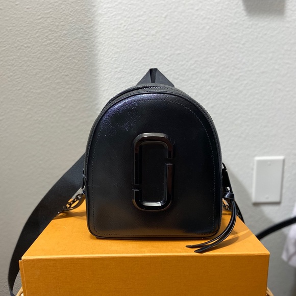 marc jacobs shot backpack